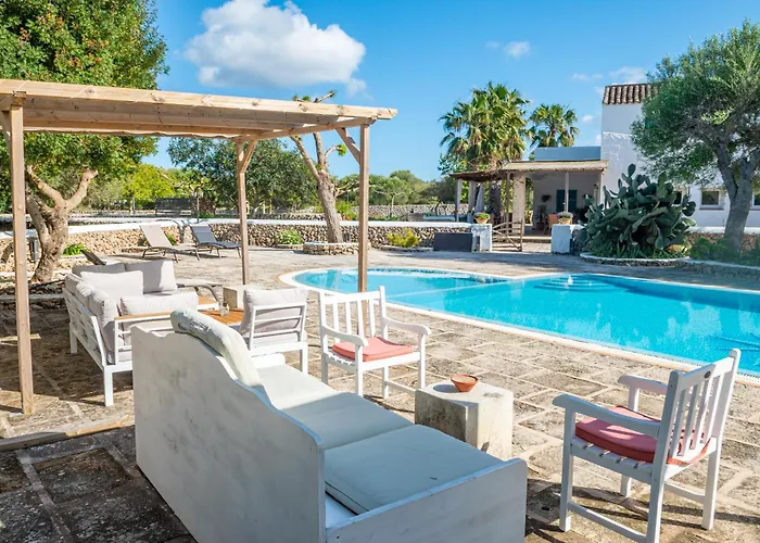 Biniati Des Pi Country house *